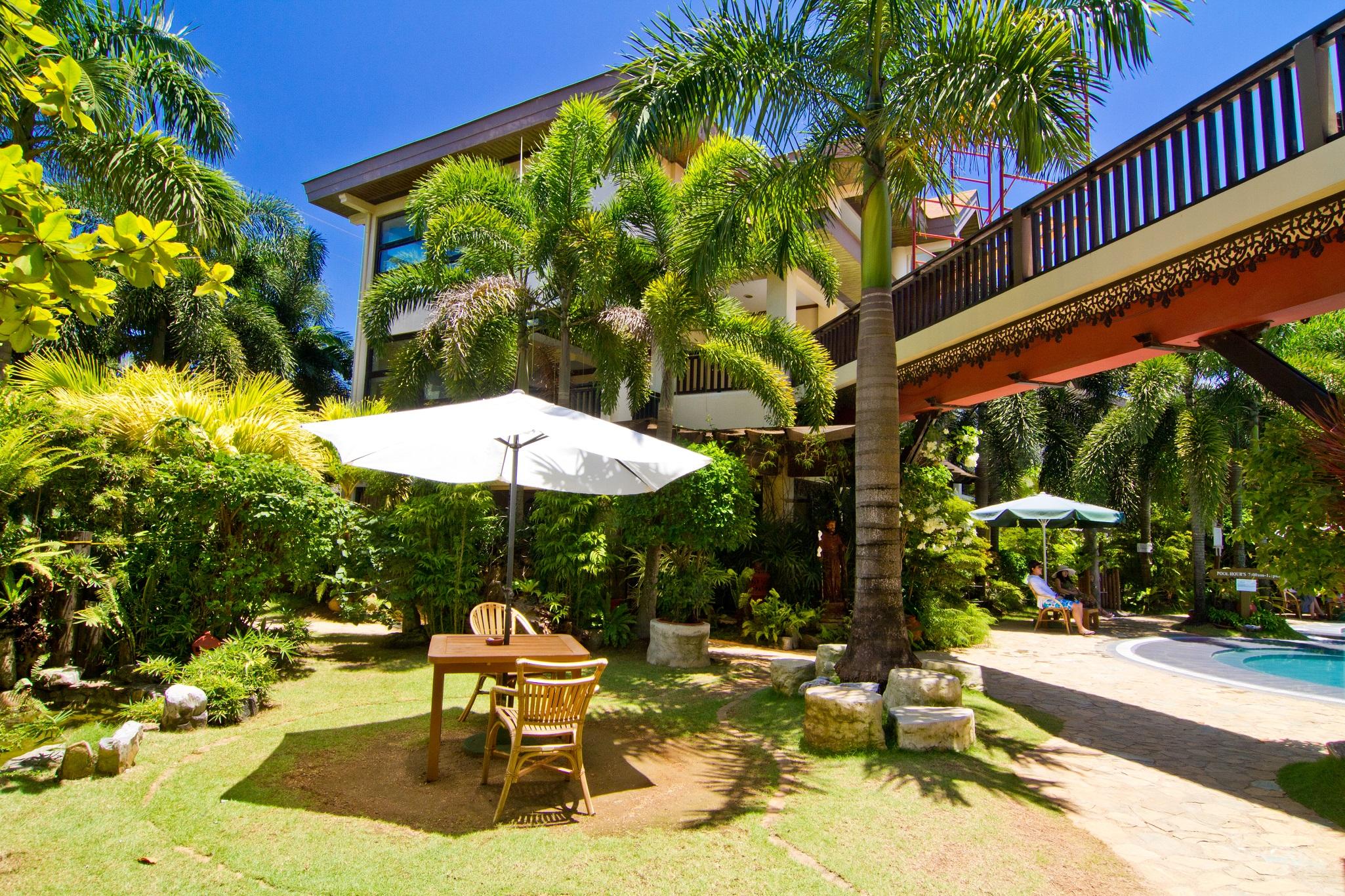 Boracay Tropics Resort Hotel Manoc-Manoc Exterior photo