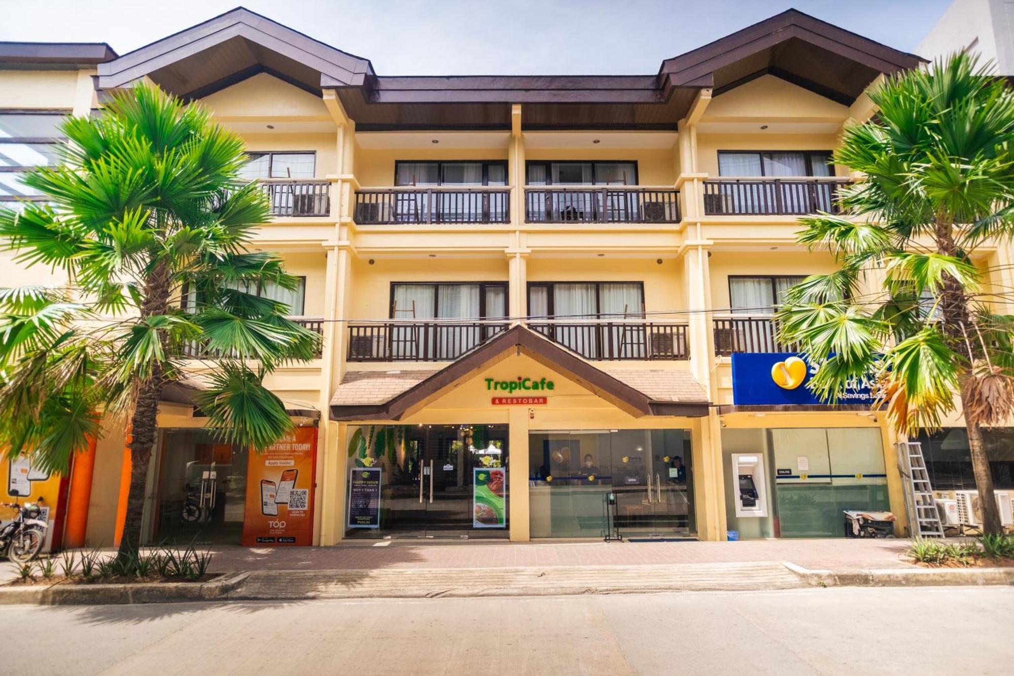 Boracay Tropics Resort Hotel Manoc-Manoc Exterior photo